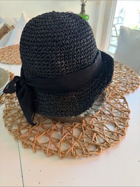 H&M Black Crochet Cloche Hat with Bow Trim